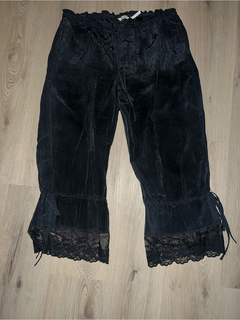 Monki Black Textured Balloon Pants Lace Trim Drawstring Waist Size M Cropped